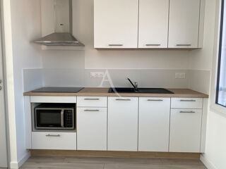  Appartement à louer 2 pièces 37 m²