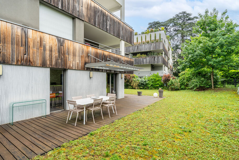 SOUS COMPROMIS| Rez-de-Jardin de 4 pièces - Ecully