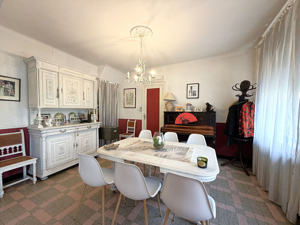 Immeuble mixte sur Solesmes