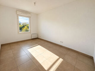  Appartement à louer 3 pièces 58 m²