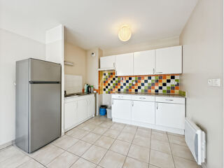  Appartement à louer 3 pièces 56 m²