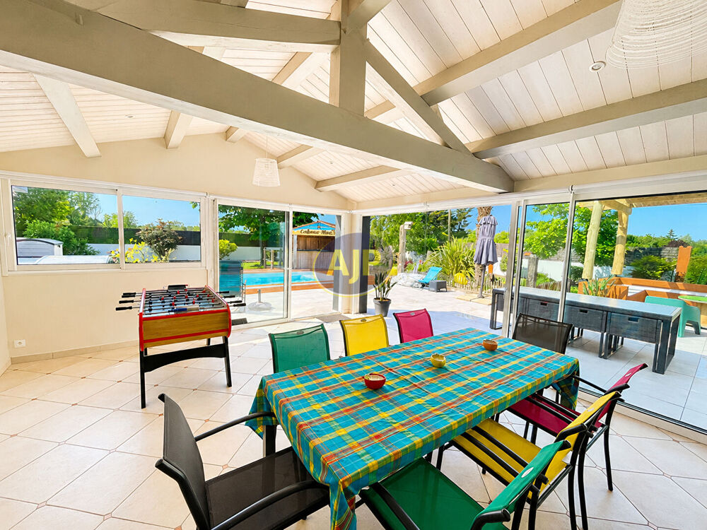 Maison 5 pièce(s) 165 m2 -LE PERRIER