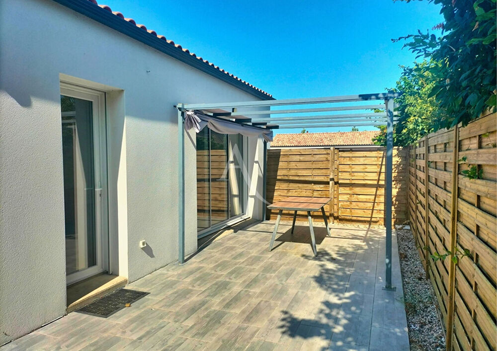 Maison Beauvoir Sur Mer 5 pièce(s) 104m²