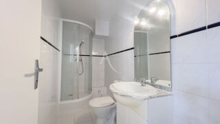  Appartement à louer 2 pièces 27 m²