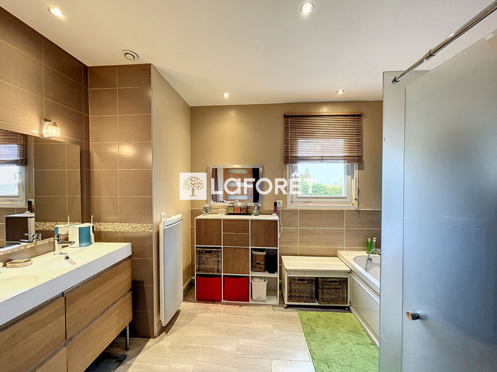 Vente Maison TOURNEHEM-SUR-HEM - Pavillon 4 chambres -160 m2 Tournehem sur la hem