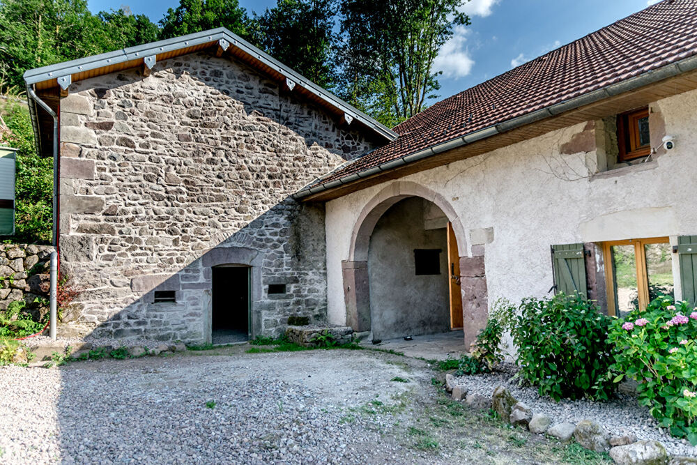 Maison à rénover avec vue dégagée sur la nature