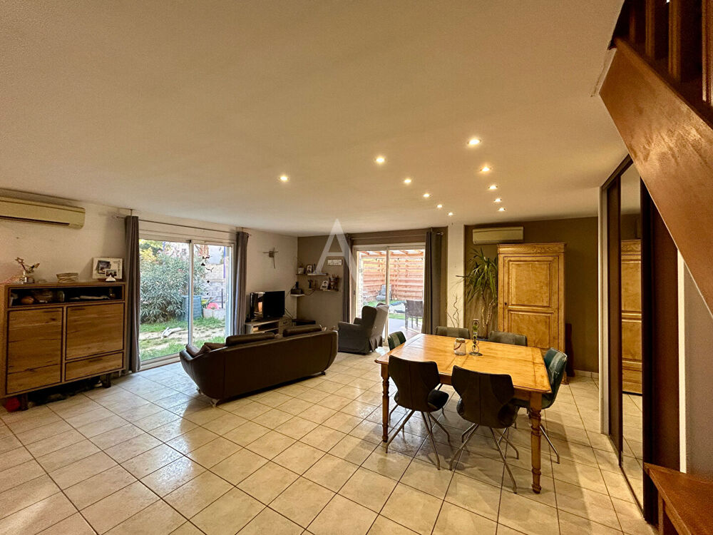 Vente Maison Belle villa 3 faces sur parcelle de 398m2 3 chambres, piscine / grand garage Cabestany