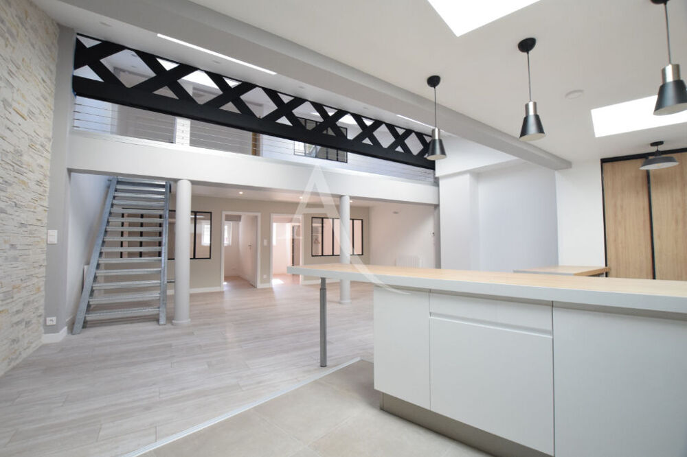 A louer, duplex LOFT F5 - 110m2