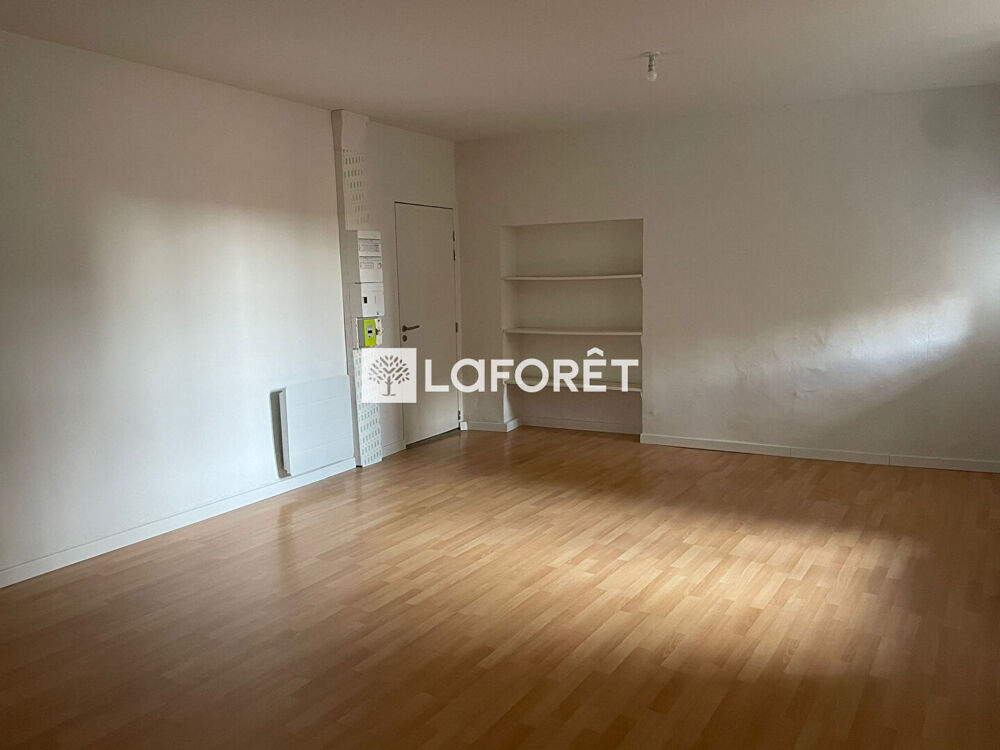 Location Appartement T3 lumineux au coeur de Prades - 70 m² Prades