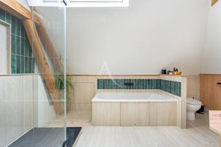  Maison  vendre 6 pices 196 m