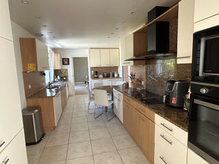  Maison  vendre 7 pices 195 m