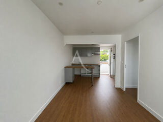  Immeuble à vendre 93 m²