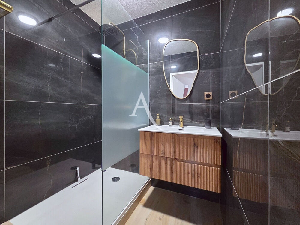 Vente Appartement PAU-TRESPOEY Appartement T2 rénové avec balcon, parking Pau
