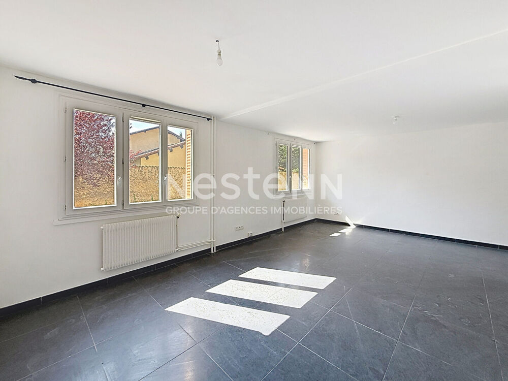 Location Appartement Appartement 4 Pi�ces 2 Chambres R�nov� Traversant EGLISE Rue Pag�re  - 69500 BRON Bron