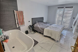  Maison à vendre 6 pièces 197 m²
