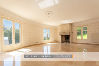  Maison � vendre 8 pi�ces 450 m�