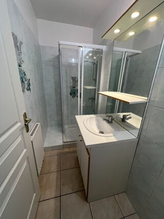  Appartement à louer 3 pièces 59 m²
