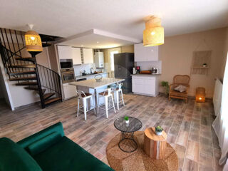  Appartement à louer 6 pièces 11 m²