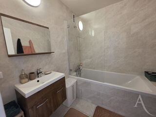  Appartement à louer 3 pièces 63 m²