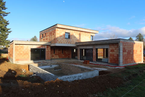  Maison � vendre 7 pi�ces 205 m�