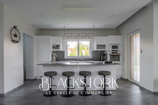  Maison � vendre 6 pi�ces 150 m�