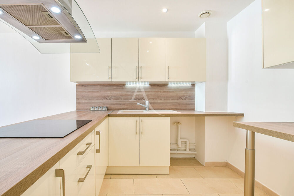 Appartement 2 pièces à vendre à Pontault-Combault, proche gare