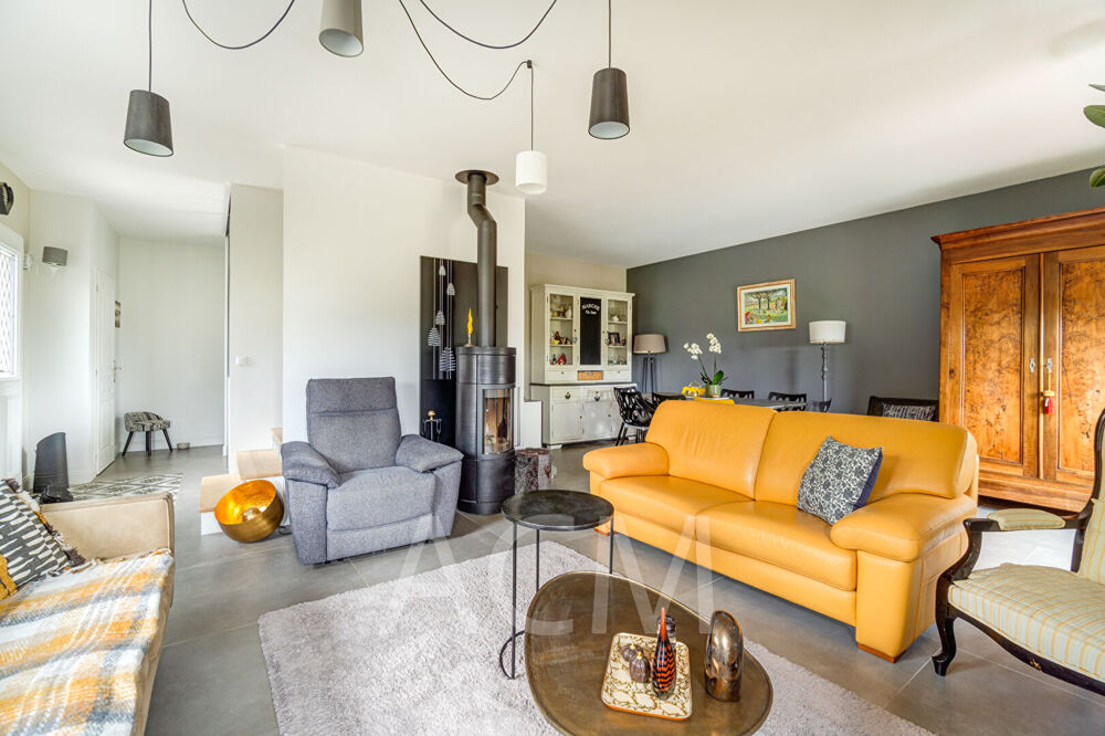 Maison de prestige à vendre à Le Mesnil Le Roi