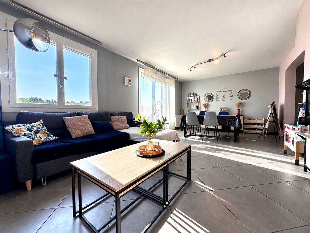 Vente Appartement FEYZIN- Appartement T4 - spacieux et rénové Feyzin