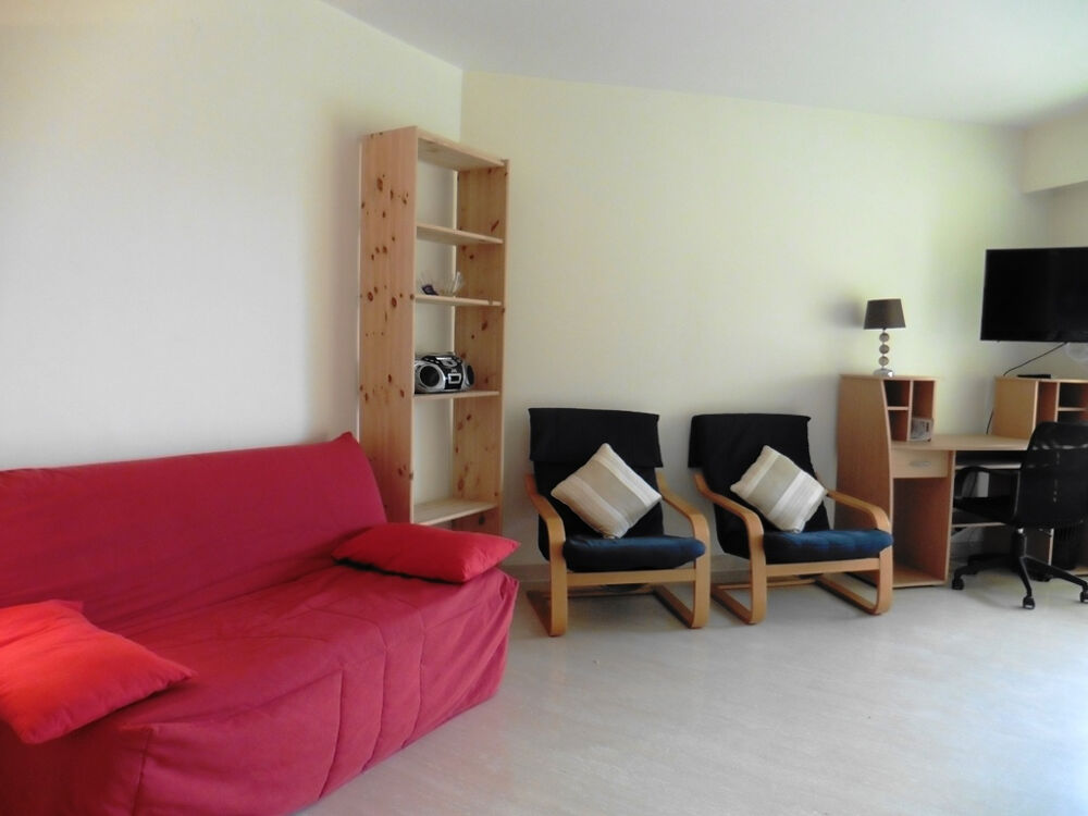 Location Appartement Studio meublé avec terrasse parking et cave Cagnes sur mer