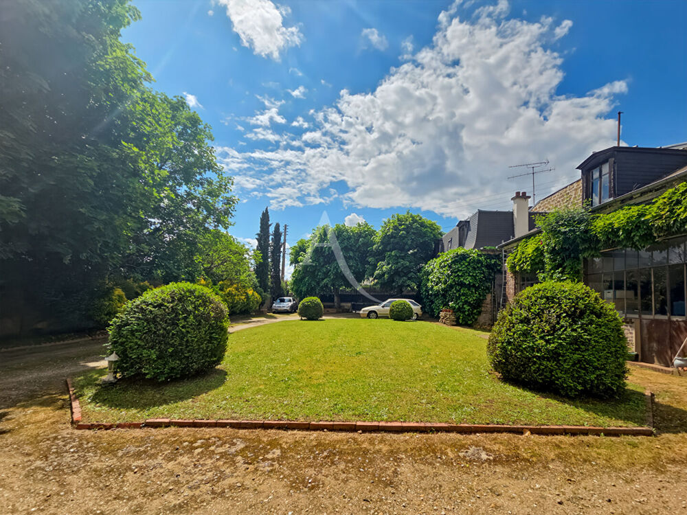 Vente Maison Propriété 290 m² habitables et maison de gardien -1530 m² de terrain - Les mureaux