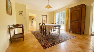  Maison � vendre 9 pi�ces 260 m�