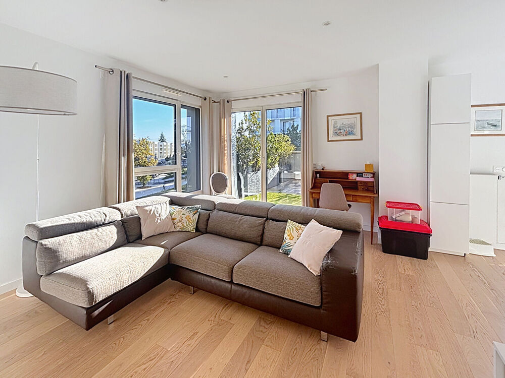 Vente Appartement Appartement DUPLEX Massy  VILGENIS 5 pièce(s) 102 m2 DPE A ET GES A Massy