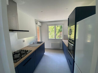  Appartement à louer 3 pièces 57 m²