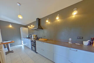  Maison � vendre 5 pi�ces 165 m�