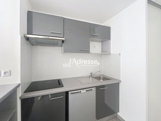  Appartement à louer 2 pièces 45 m²