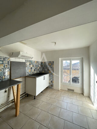  Appartement � louer 2 pi�ces 50 m�