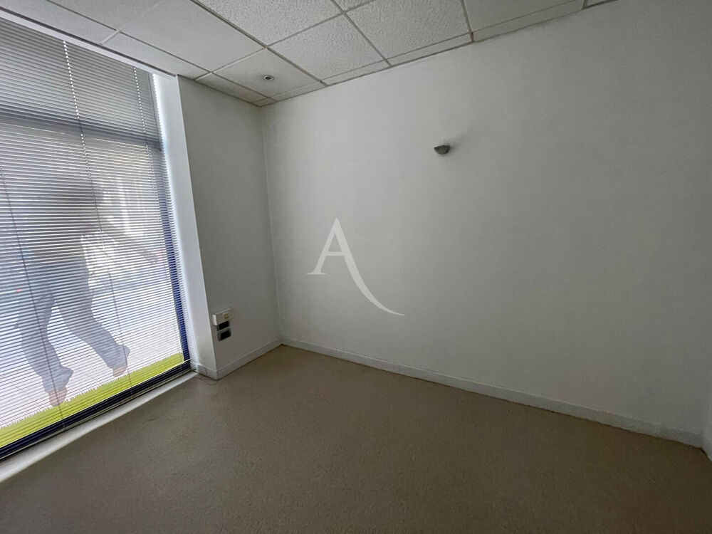   Local commercial Boulogne Sur Mer 2 pièce(s) 52 m2 Boulogne sur mer