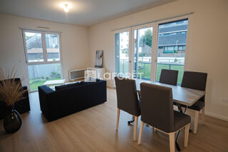  Appartement à louer 2 pièces 56 m²