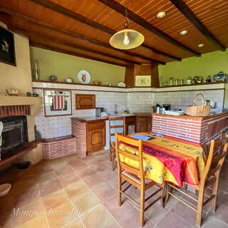  Maison � vendre 10 pi�ces 324 m�