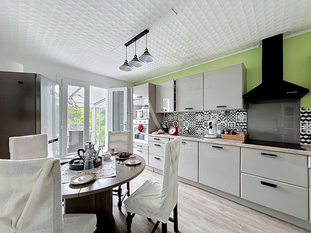 Maison Avrille 5 pièce(s) 130m²