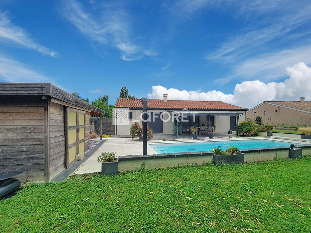7 minutes au nord de Fronton, maison de type 4 ,garage attenant, piscine...