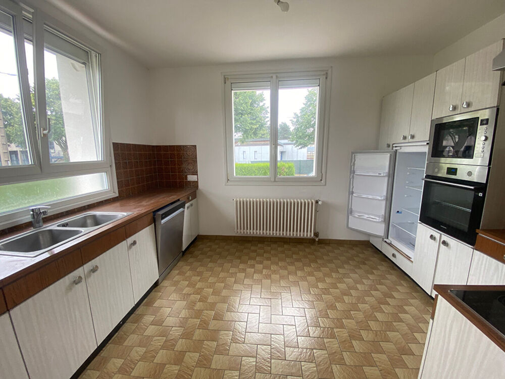 Location Maison Maison Caen 6 pièce(s) 107.61 m2 Caen