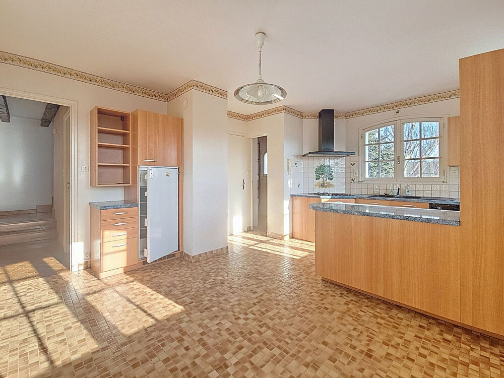 Maison d'architecte à vendre à Laragne Monteglin - 11 pièces, 5 chambres, potentiel exceptionnel