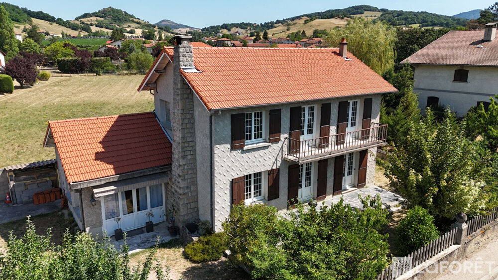 Maison 5 pièces 142 m² · à Beaulieu · 142 m² · 239 000 €