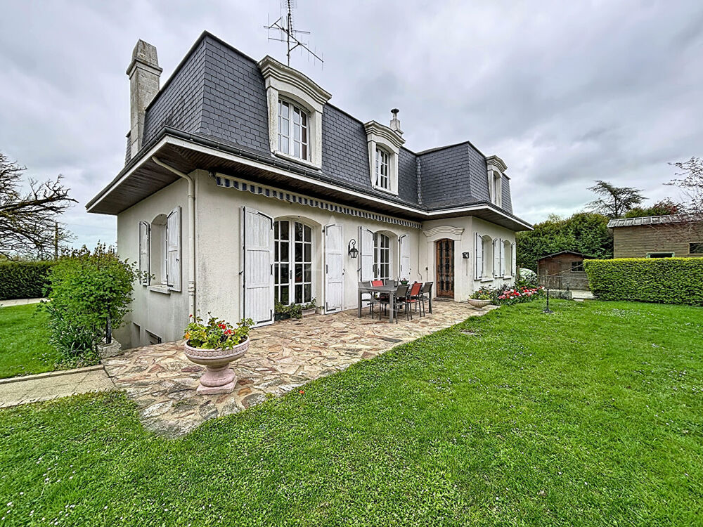 Maison de caractère Craon 8 pièce(s) 202 m2