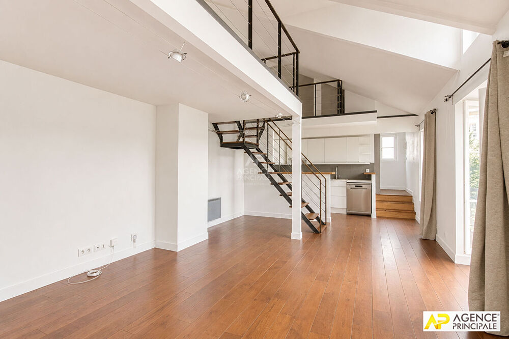 Vente Appartement Versailles Saint-Louis Appatement 3 pièces 74.98 m² au sol situé au 2ème étage Versailles