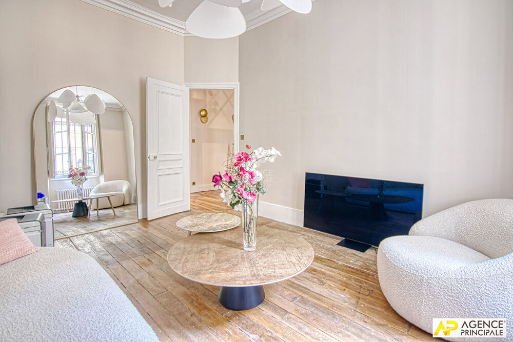 � vendre  Appartement Versailles (78000)