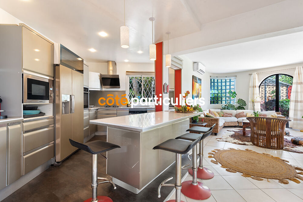 � vendre  Maison Saint-Pierre (97410)