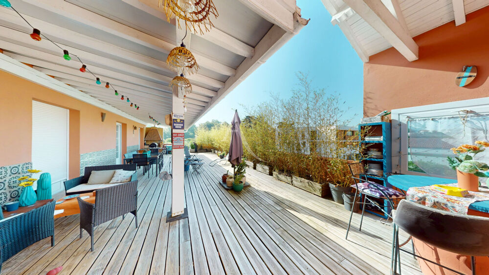   Ensemble immobilier - ZI de Layats Saint jean de luz