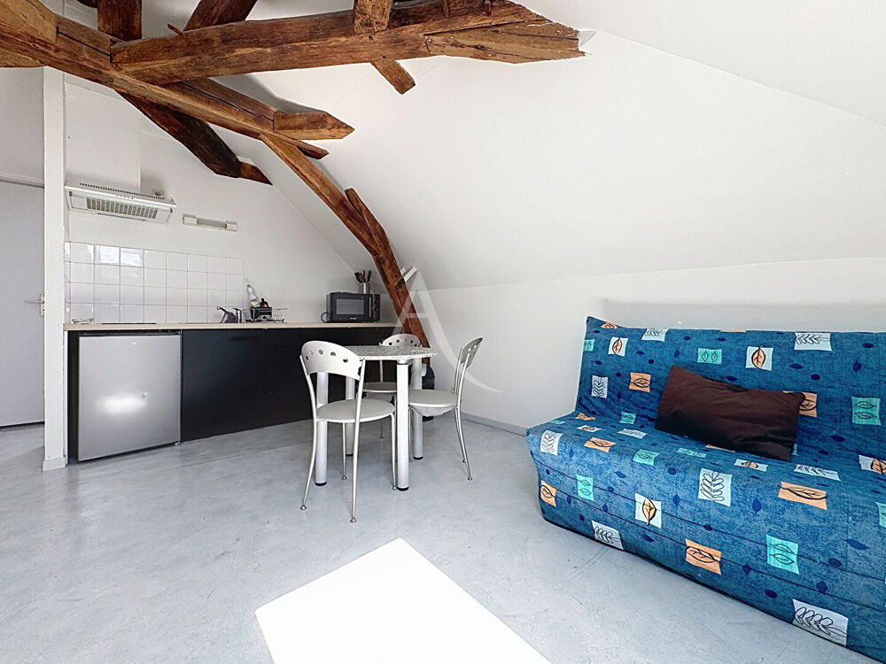 Location Appartement APPARTEMENT T1 BIS - 18.86 m2 - RUE DE LA PAIX Laval